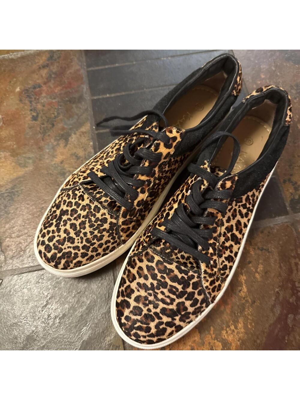 KAANAS ATHLETIC SHOES, Woman ,Animal Print  Leather,  Sz 10